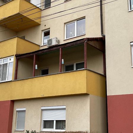 דירות אראד Motorway Alfa Apartament מראה חיצוני תמונה