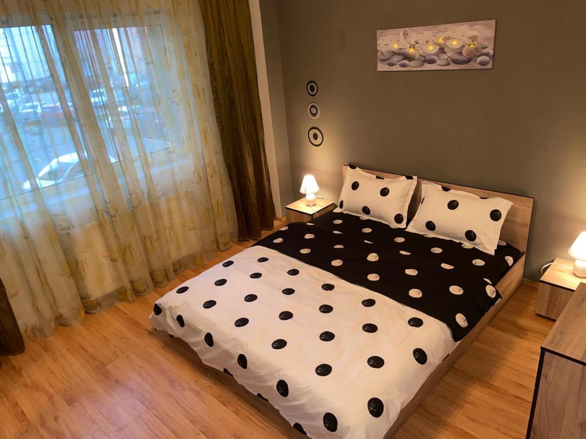 דירות אראד Motorway Alfa Apartament מראה חיצוני תמונה