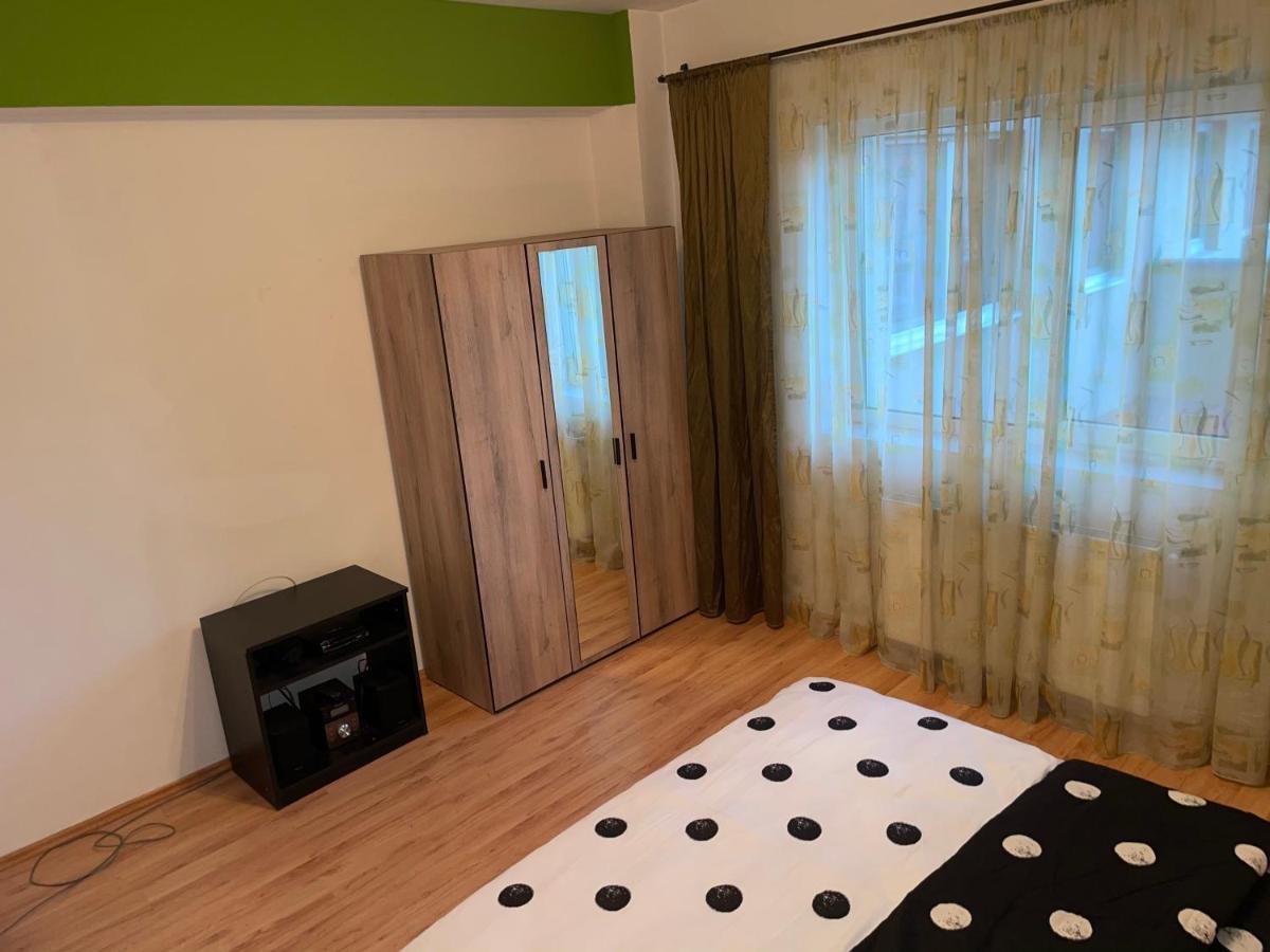 דירות אראד Motorway Alfa Apartament מראה חיצוני תמונה